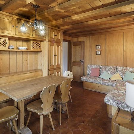 Villa Riadezeto - Stayincortina Cortina dʼAmpezzo Eksteriør billede